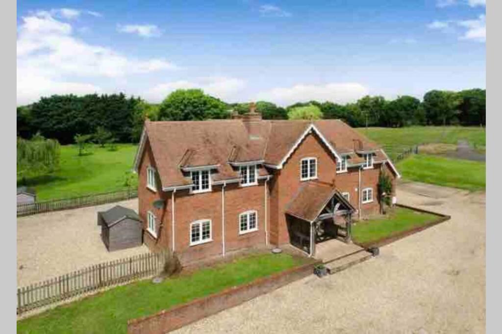 Langford Farmhouse - New Forest National Park Luxury 4Bd, Hot Tub, Cinema, 10 Acres Bartley Bagian luar foto
